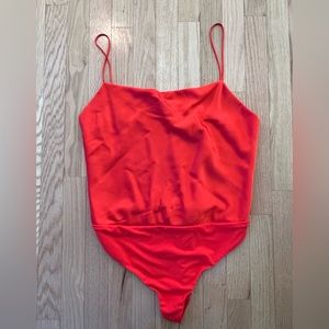 alice + olivia Harmon bodysuit camisole red square neck satin sleeveless